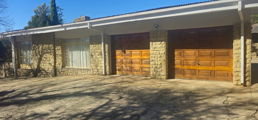 4 Bedroom Property for Sale in Ladybrand Free State